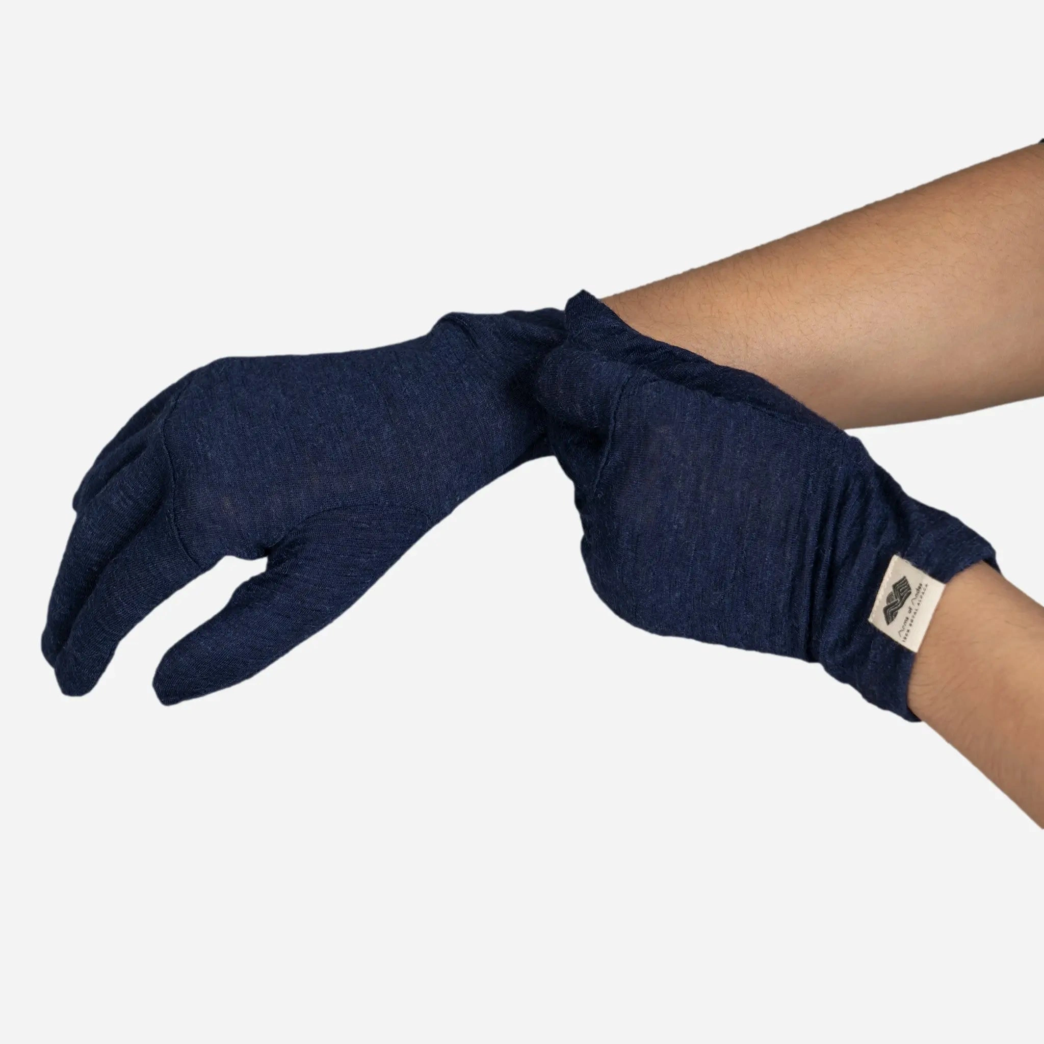 Cozy Alpaca Glove Liners Lightweight Warmth for Any Adventure